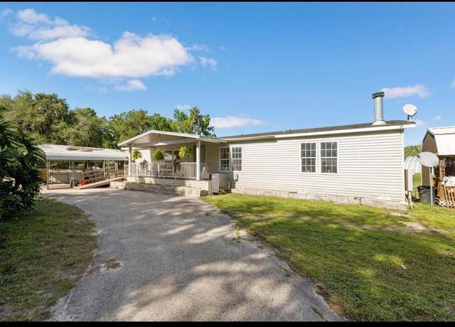 Property at 18530 Lake Lindsey Rd, Brooksville, FL 34601, 3 beds, 2 baths