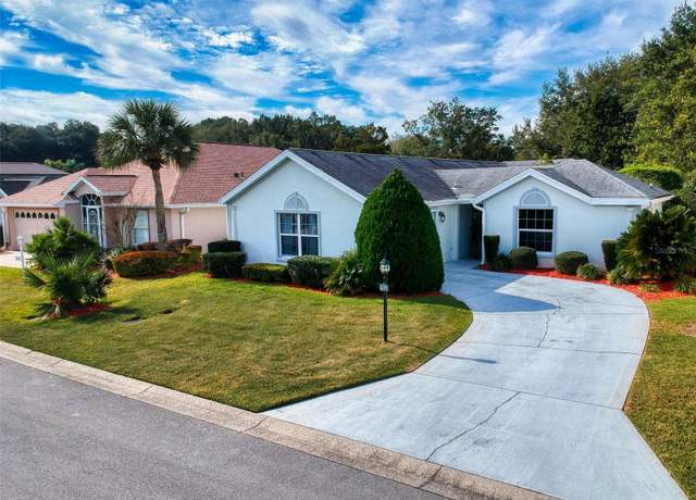 Property at 17816 SE 115th Ct, Summerfield, FL 34491, 3 beds, 2.5 baths