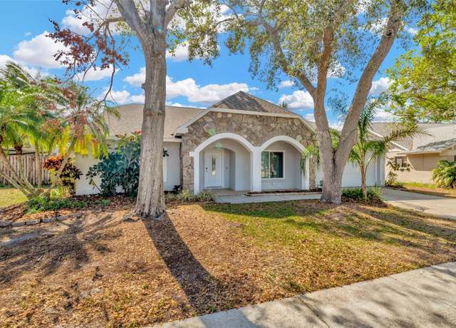 Property at 18308 Felspar Way, Tampa, FL 33647, 4 beds, 2 baths