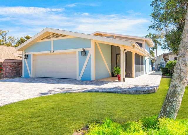 Property at 11436 W Clubview Dr, Homosassa, FL 34448, 3 beds, 2.5 baths