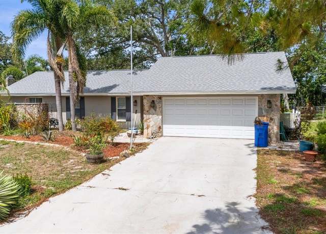 Property at 2204 67th St W, Bradenton, FL 34209, 2 beds, 2 baths