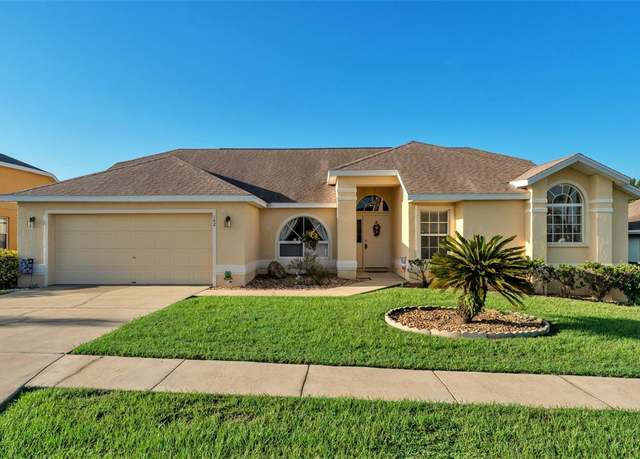 Property at 142 Cloverdale Rd, Winter Haven, FL 33884, 4 beds, 2 baths