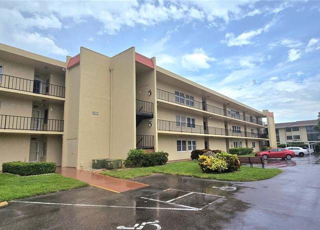Property at 12200 Vonn Rd #2106, Largo, FL 33774, 2 beds, 2 baths