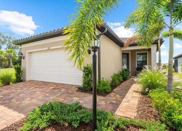 Property at 6791 Alstead Cir, Bradenton, FL 34202, 2 beds, 2 baths