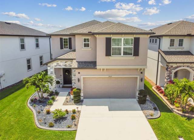 Property at 7537 Pool Compass Loop, Wesley Chapel, FL 33545, 3 beds, 2.5 baths
