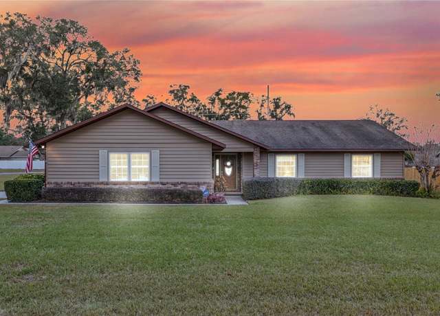 Property at 4960 SE 37th Ct, Ocala, FL 34480, 3 beds, 2 baths