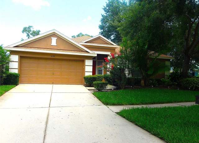 Property at 6130 Whimbrelwood Dr, Lithia, FL 33547, 4 beds, 3 baths