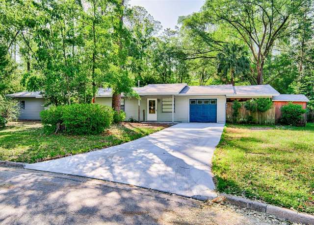 Property at 2811 NW 41st Pl, Gainesville, FL 32605, 4 beds, 3 baths