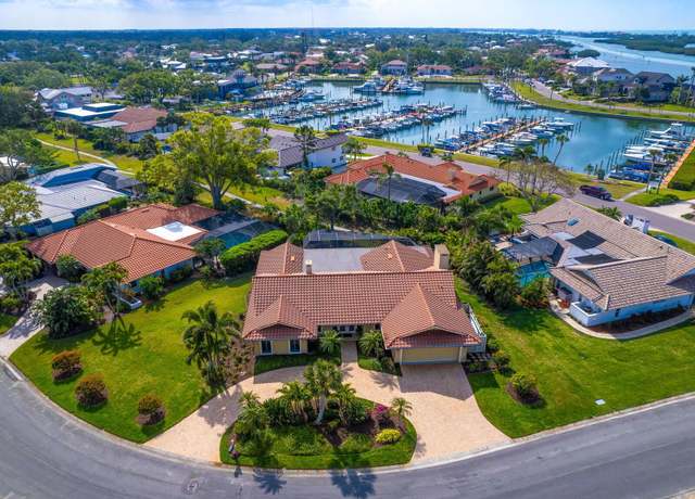 Property at 327 Sea Anchor Dr, Osprey, FL 34229, 2 beds, 3 baths