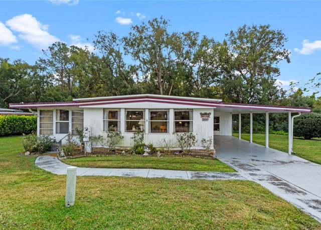Property at 2010 Brookside Dr, Mount Dora, FL 32757, 2 beds, 2 baths