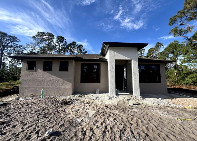 Property at 902 Milwaukee Blvd, Lehigh Acres, FL 33974, 3 beds, 2 baths