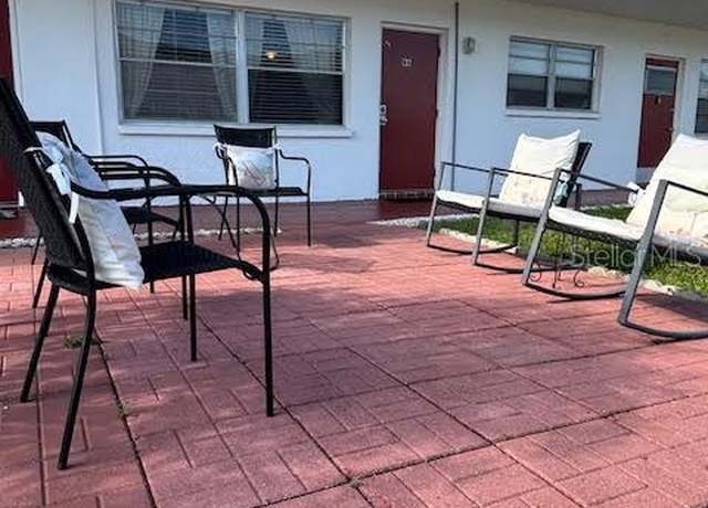 Property at 2050 58th Ave N #6, St Petersburg, FL 33714, 1 bed, 1 bath