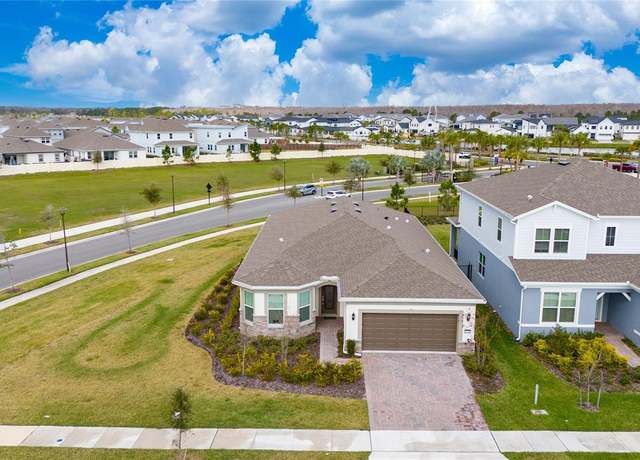 Property at 13270 Panama Beach Ct, Orlando, FL 32827, 4 beds, 3 baths