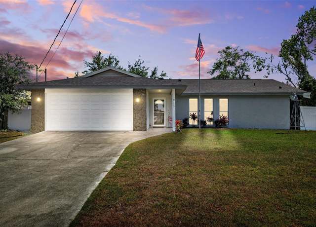 Property at 10115 Kenlake Dr, Riverview, FL 33578, 3 beds, 2 baths