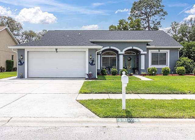 Property at 13524 Knotty Ln, Hudson, FL 34669, 4 beds, 2 baths