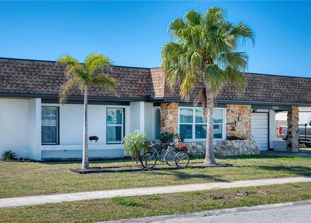 Property at 13575 Martha Ave, Port Charlotte, FL 33981, 3 beds, 2 baths