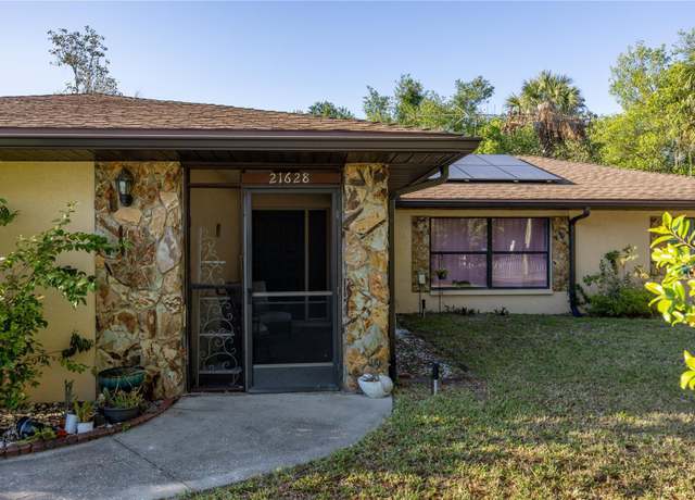Property at 21628 SE 69th Ave, Hawthorne, FL 32640, 3 beds, 2 baths