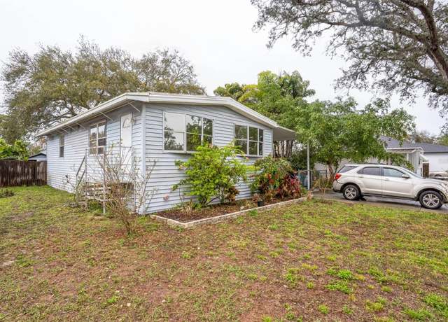 Property at 7961 50th Ave N, St Petersburg, FL 33709, 3 beds, 2 baths