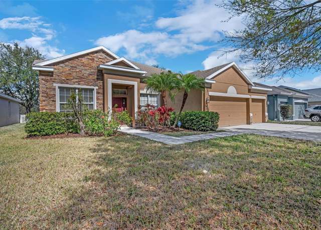 Property at 11713 Summer Springs Dr, Riverview, FL 33579, 4 beds, 4 baths