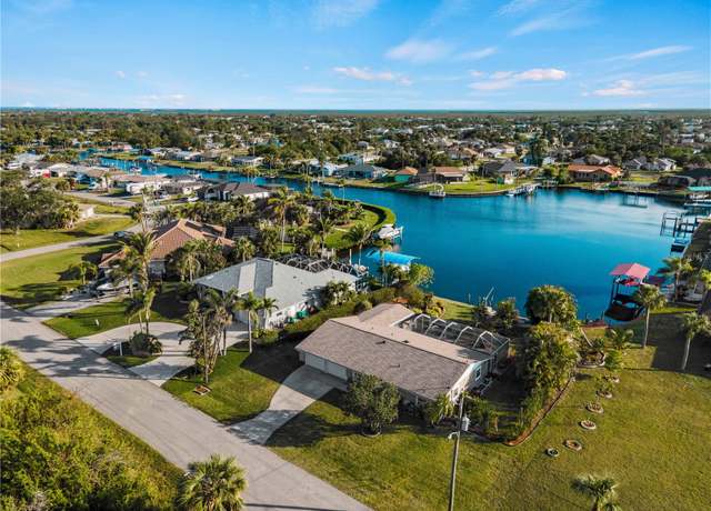 Property at 18053 Cullman Ave, Port Charlotte, FL 33948, 3 beds, 2 baths