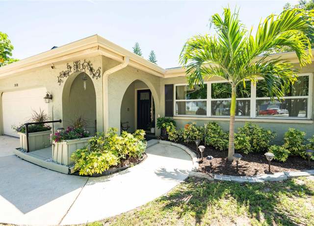 Property at 11438 126th Ter, Largo, FL 33778, 3 beds, 2 baths
