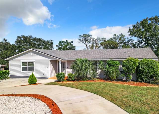 Property at 2281 E Union Cir, Deltona, FL 32725, 3 beds, 2 baths