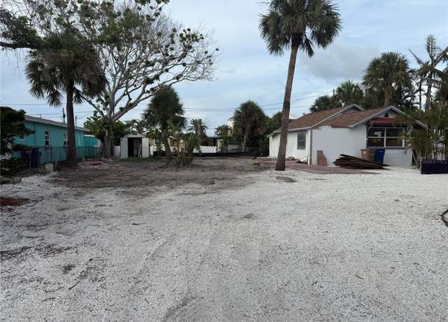 Property at 13135 4th St E, Madeira Beach, FL 33708
