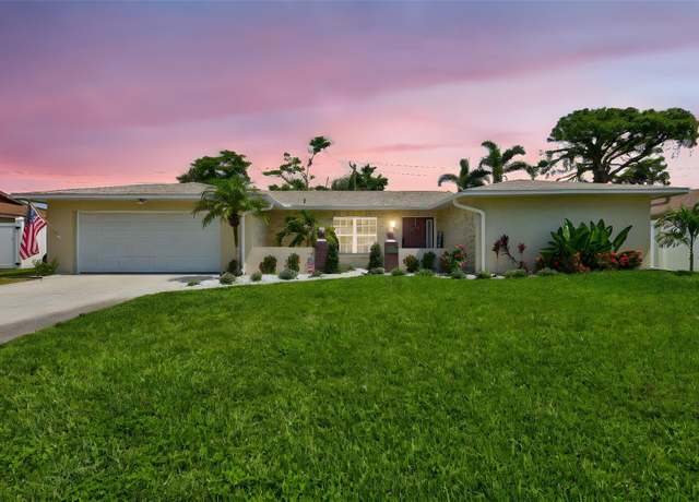 Property at 5126 15th Ave W, Bradenton, FL 34209, 4 beds, 2 baths