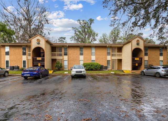 Property at 1810 NW 23rd Blvd #125, Gainesville, FL 32605, 1 bed, 1 bath