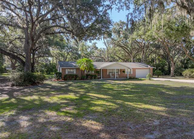 Property at 5624 Laurel Oak Dr, Lakeland, FL 33811, 3 beds, 2 baths