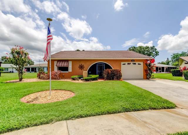 Property at 10601 42nd Ct N, Clearwater, FL 33762, 2 beds, 2 baths