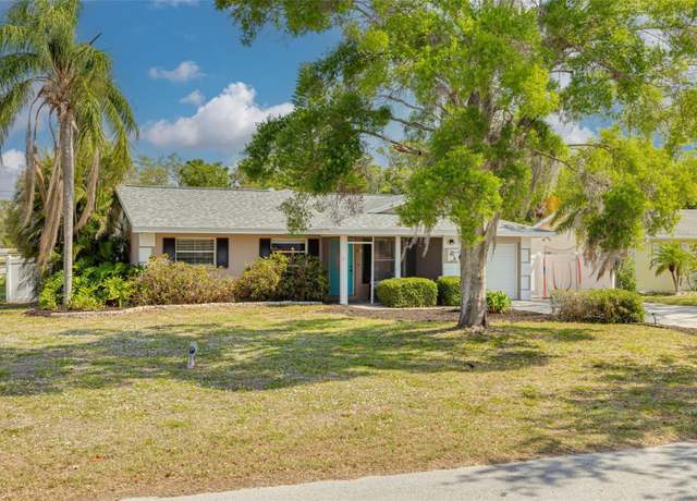 Property at 1501 Wisconsin Ave, Palm Harbor, FL 34683, 4 beds, 2 baths