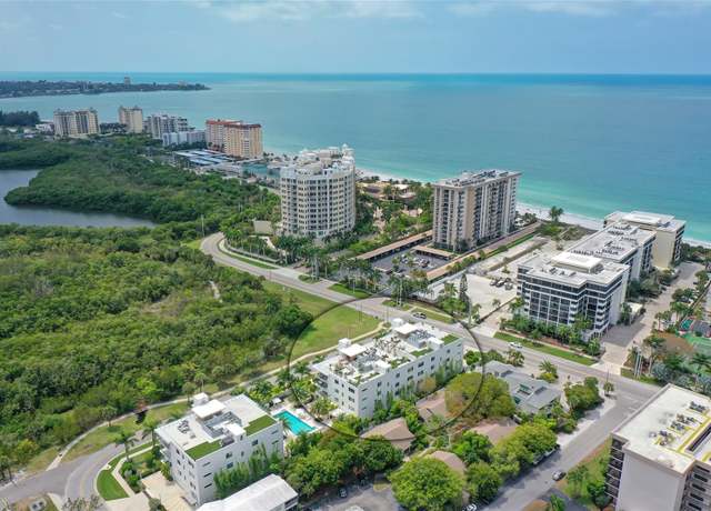 Property at 129 Taft Dr Unit W102, Sarasota, FL 34236, 3 beds, 3 baths