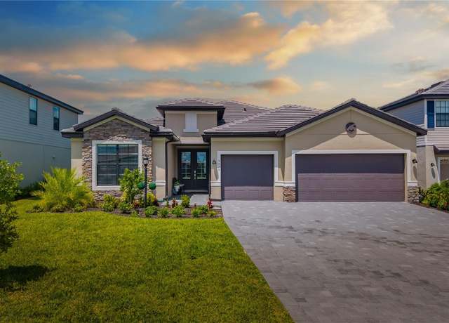 Property at 5030 Saratoga Springs Run, Bradenton, FL 34211, 3 beds, 3 baths