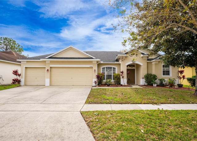 Property at 13442 Old Dock Rd, Orlando, FL 32828, 4 beds, 3 baths