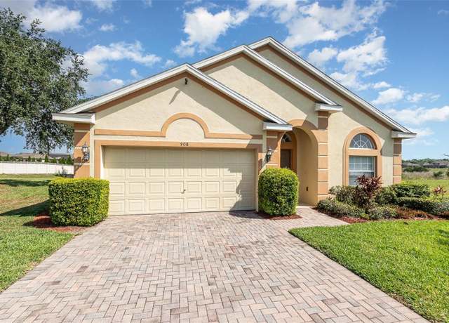 Property at 908 Andalusia Loop, Davenport, FL 33837, 4 beds, 3 baths