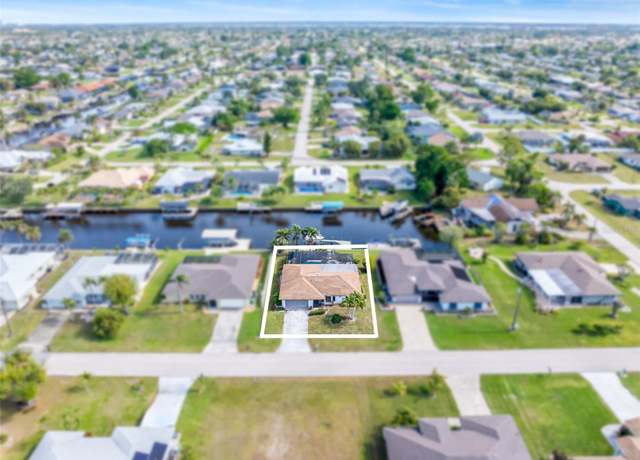 Property at 3401 SE 4th Pl, Cape Coral, FL 33904, 3 beds, 2 baths