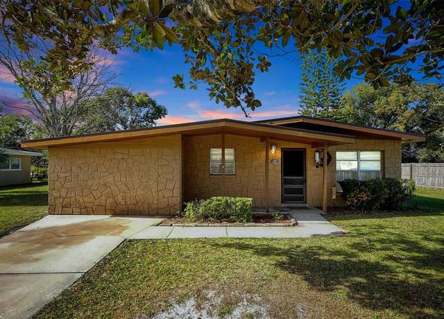 Property at 112 Azalea Ln, Sanford, FL 32773, 3 beds, 1 bath