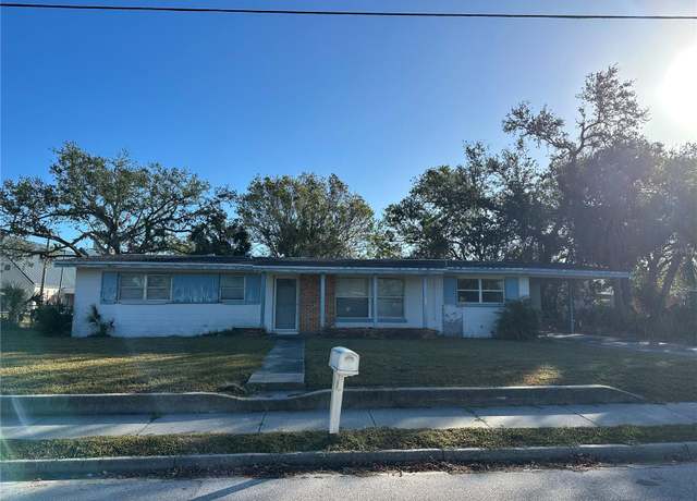 Property at 3036 Dixie Ave, Sarasota, FL 34234, 3 beds, 1.5 baths