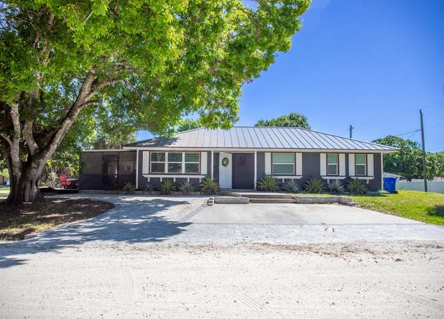 Property at 6095 7th St, Vero Beach, FL 32968, 3 beds, 2 baths