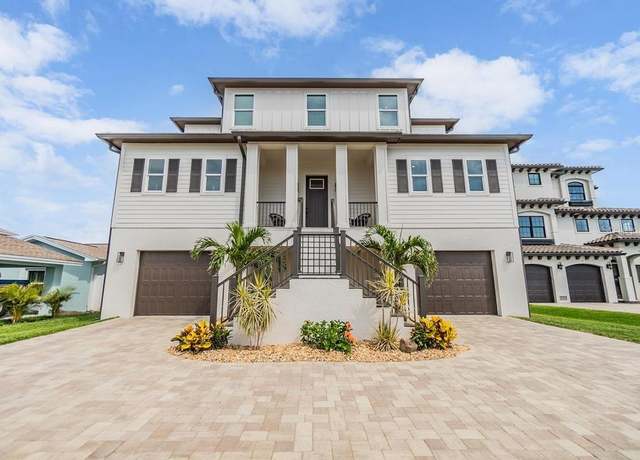 Property at 16025 Redington Dr, Redington Beach, FL 33708, 4 beds, 4.5 baths