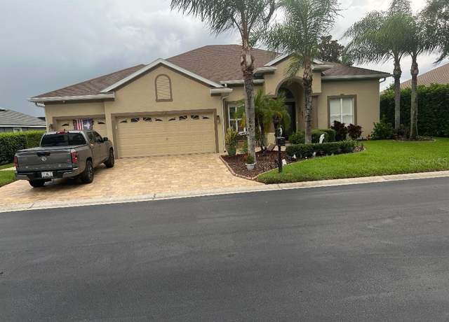 Property at 2048 Tarragon Ln, New Port Richey, FL 34655, 5 beds, 3 baths
