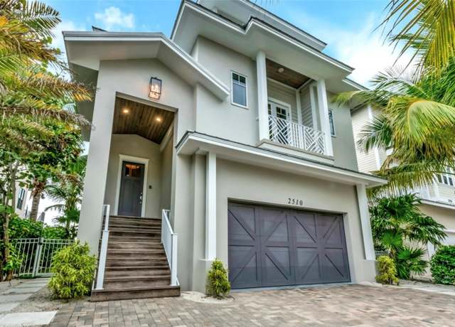 Property at 2510 Gulf Dr N, Bradenton Beach, FL 34217, 8 beds, 6.5 baths