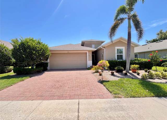 Property at 9118 Coachman Dr, Venice, FL 34293, 3 beds, 2 baths
