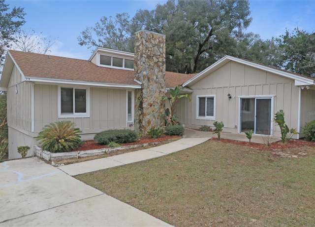 Property at 410 SW Magnolia Ave, Keystone Heights, FL 32656, 4 beds, 3 baths