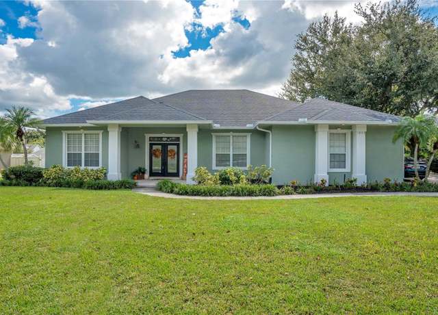 Property at 1803 Sandy Knoll Cir N, Lakeland, FL 33813, 4 beds, 3 baths