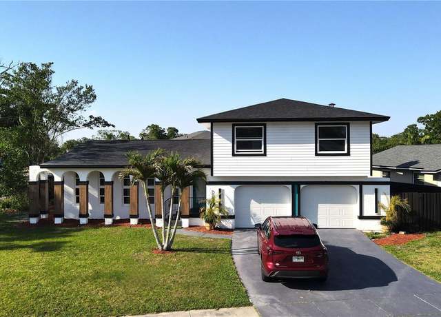 Property at 2227 Coventry Dr, Winter Park, FL 32792, 4 beds, 2.5 baths