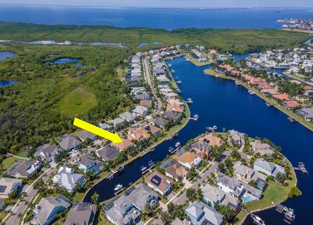 Property at 717 Manns Harbor Dr, Apollo Beach, FL 33572, 4 beds, 3 baths