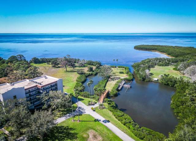 Property at 504 S Florida Ave #225, Tarpon Springs, FL 34689, 2 beds, 2 baths