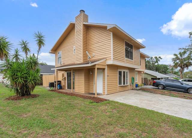 Property at 445 Cottonwood Dr, Altamonte Springs, FL 32714, 2 beds, 2.5 baths
